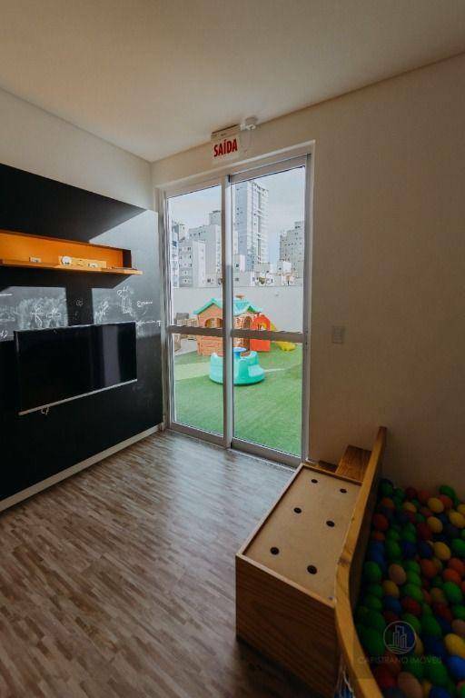 Apartamento à venda com 3 quartos, 121m² - Foto 23