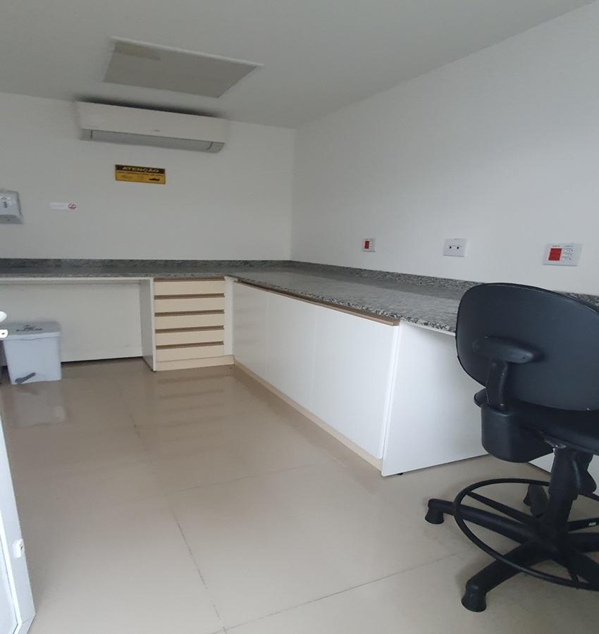 Prédio Inteiro para alugar com 11 quartos, 210m² - Foto 42