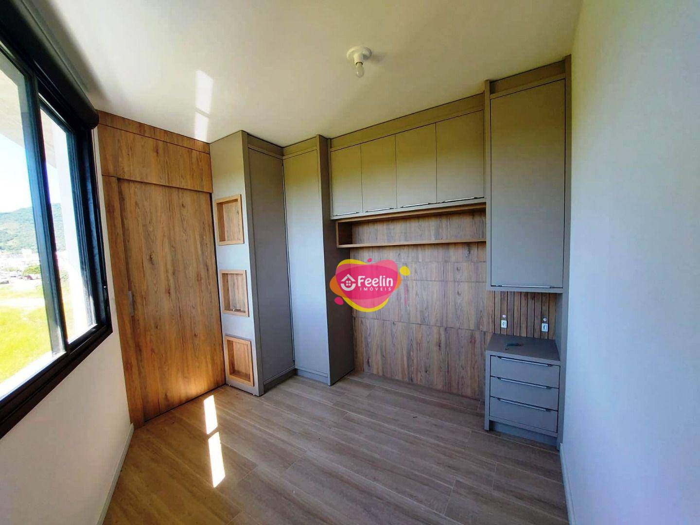 Casa à venda com 3 quartos, 155m² - Foto 9