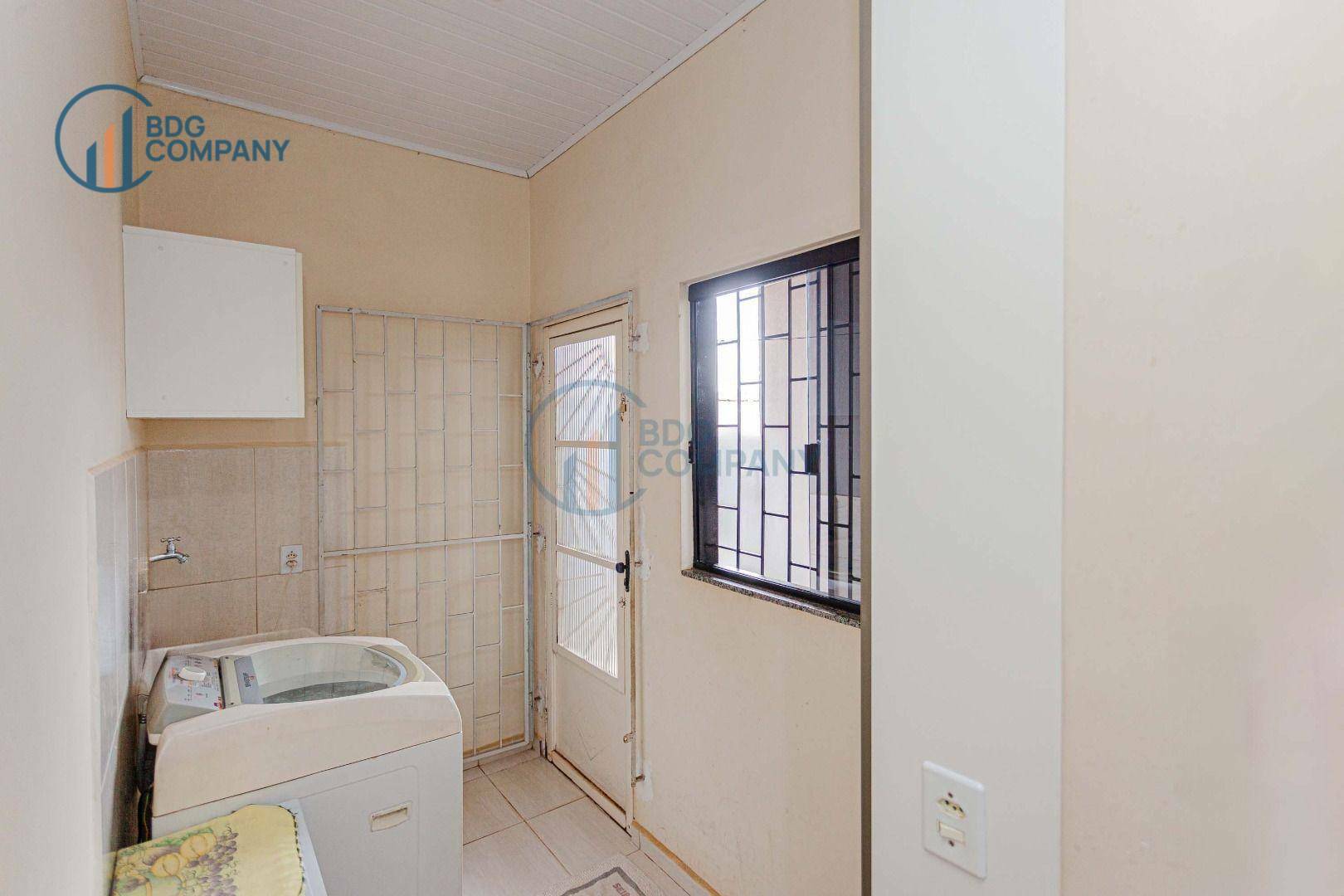 Casa à venda com 3 quartos, 100m² - Foto 16