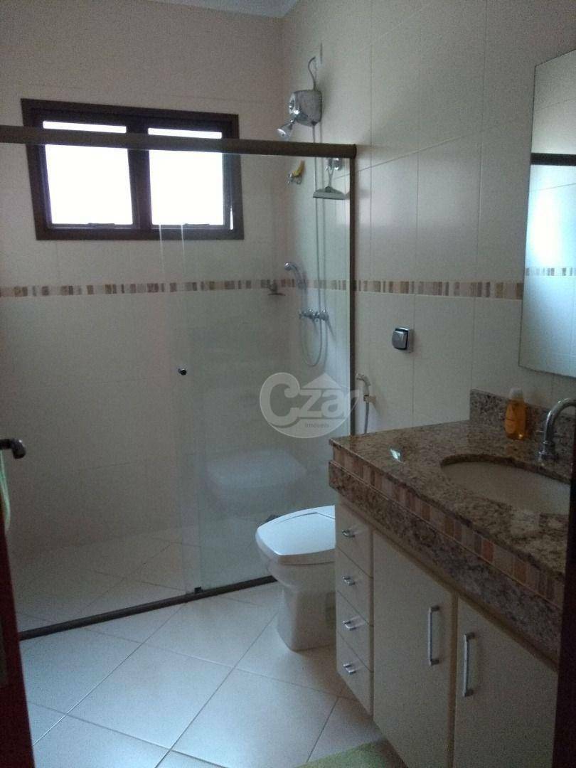 Casa à venda com 3 quartos, 208m² - Foto 18