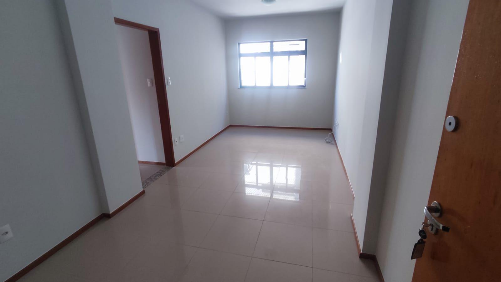 Apartamento à venda com 2 quartos, 70m² - Foto 5