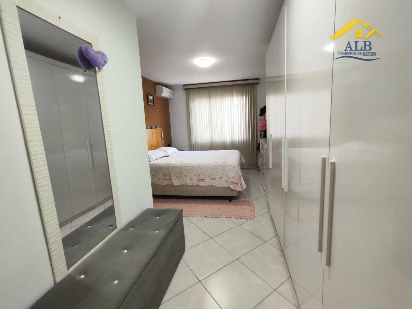 Sobrado à venda com 3 quartos, 110m² - Foto 10