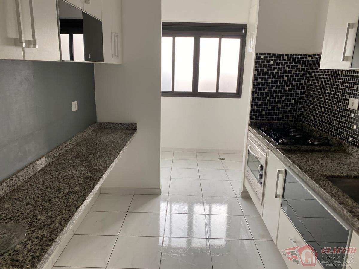 Apartamento à venda com 2 quartos, 68m² - Foto 10