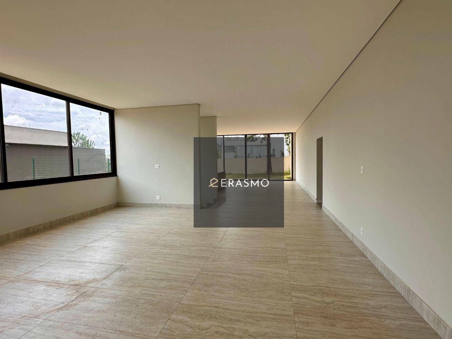 Casa de Condomínio à venda com 4 quartos, 298m² - Foto 5