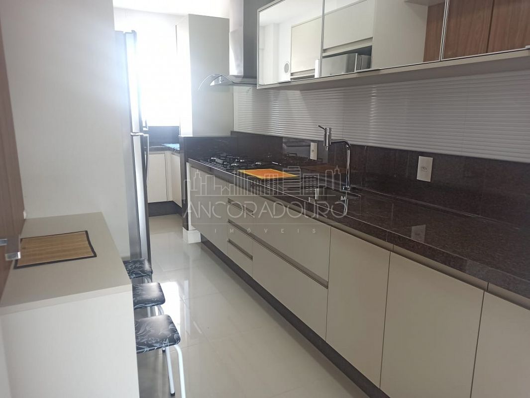 Apartamento à venda com 3 quartos, 122m² - Foto 19