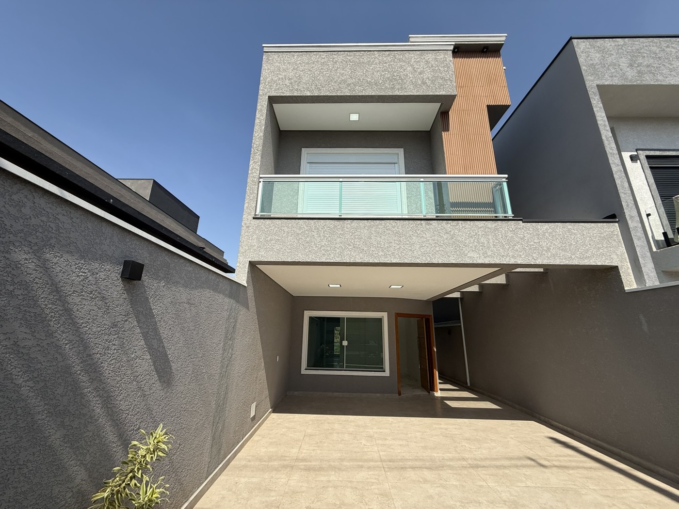 Casa, 3 quartos, 202 m² - Foto 2