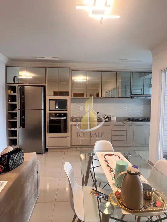 Apartamento à venda com 3 quartos, 82m² - Foto 2