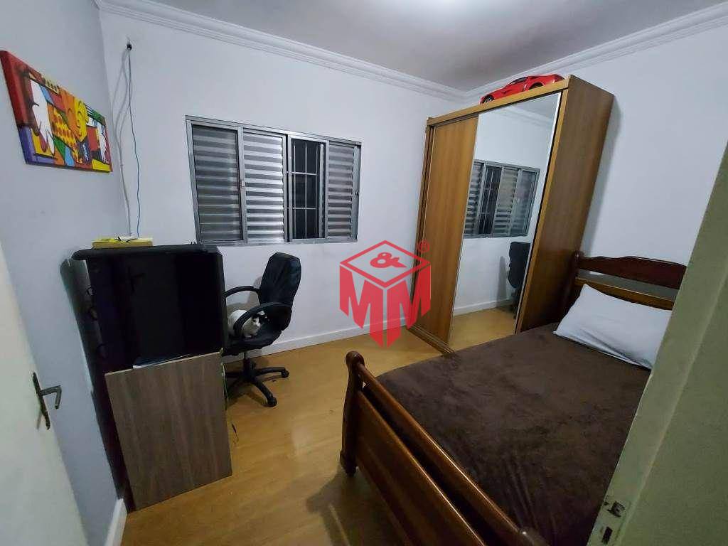 Casa à venda com 3 quartos, 250m² - Foto 8