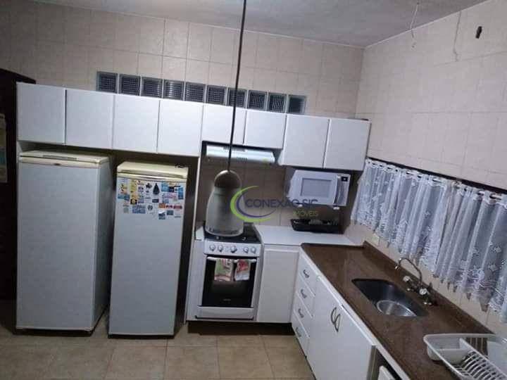 Casa de Condomínio à venda com 3 quartos, 300m² - Foto 3