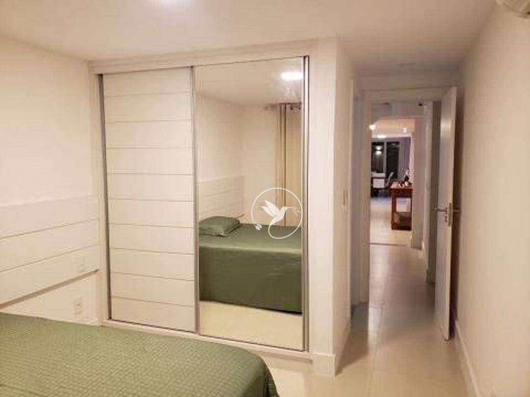 Casa de Condomínio à venda com 4 quartos, 260m² - Foto 15