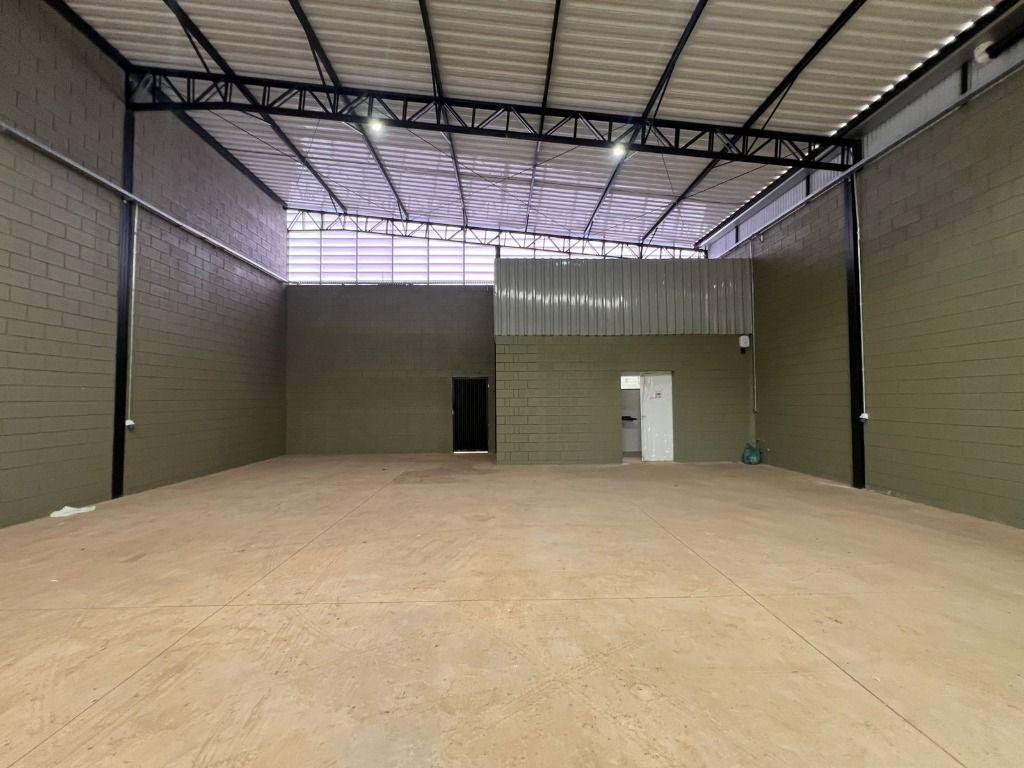 Depósito-Galpão-Armazém à venda e aluguel, 300m² - Foto 3