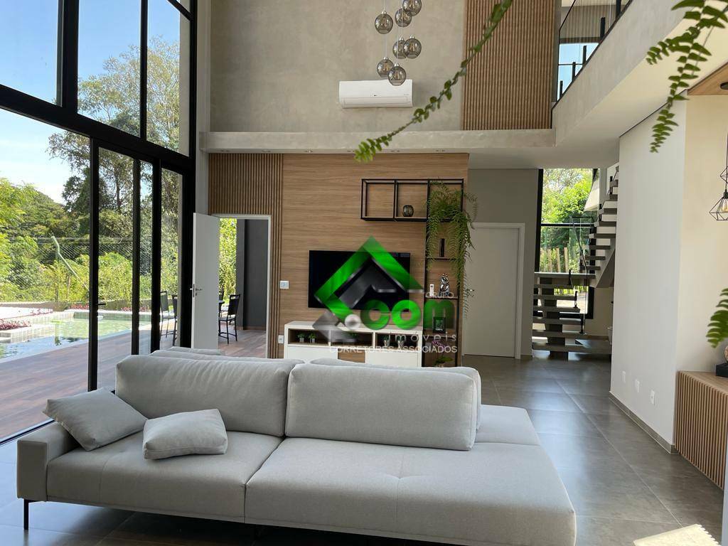 Casa de Condomínio para alugar com 4 quartos, 435m² - Foto 2