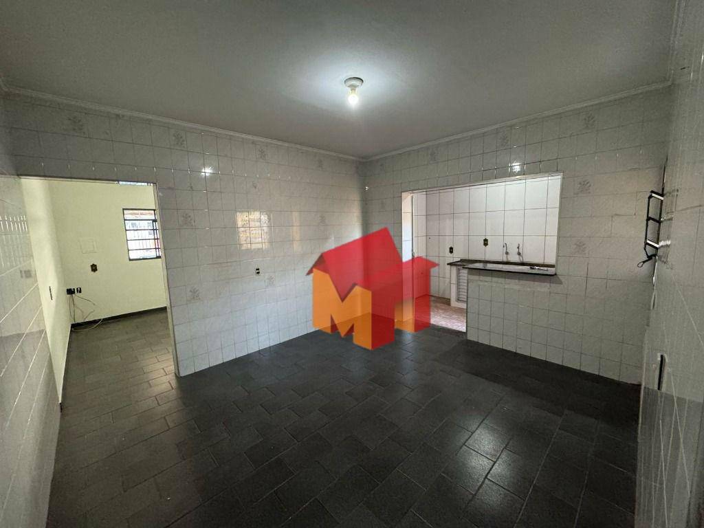 Casa à venda com 3 quartos, 102m² - Foto 6
