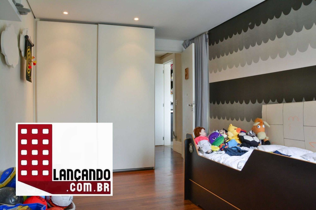 Apartamento à venda com 3 quartos, 200m² - Foto 20