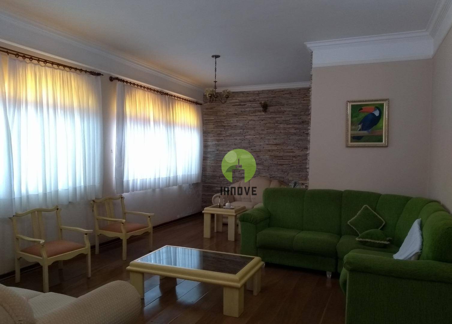 Casa à venda com 3 quartos, 184m² - Foto 2