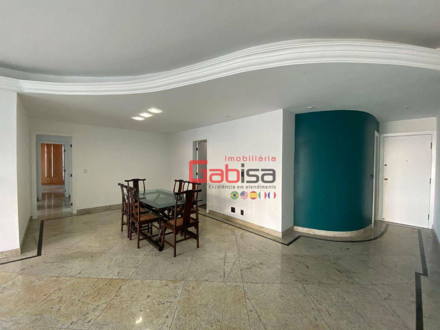 Apartamento à venda com 4 quartos, 180m² - Foto 1