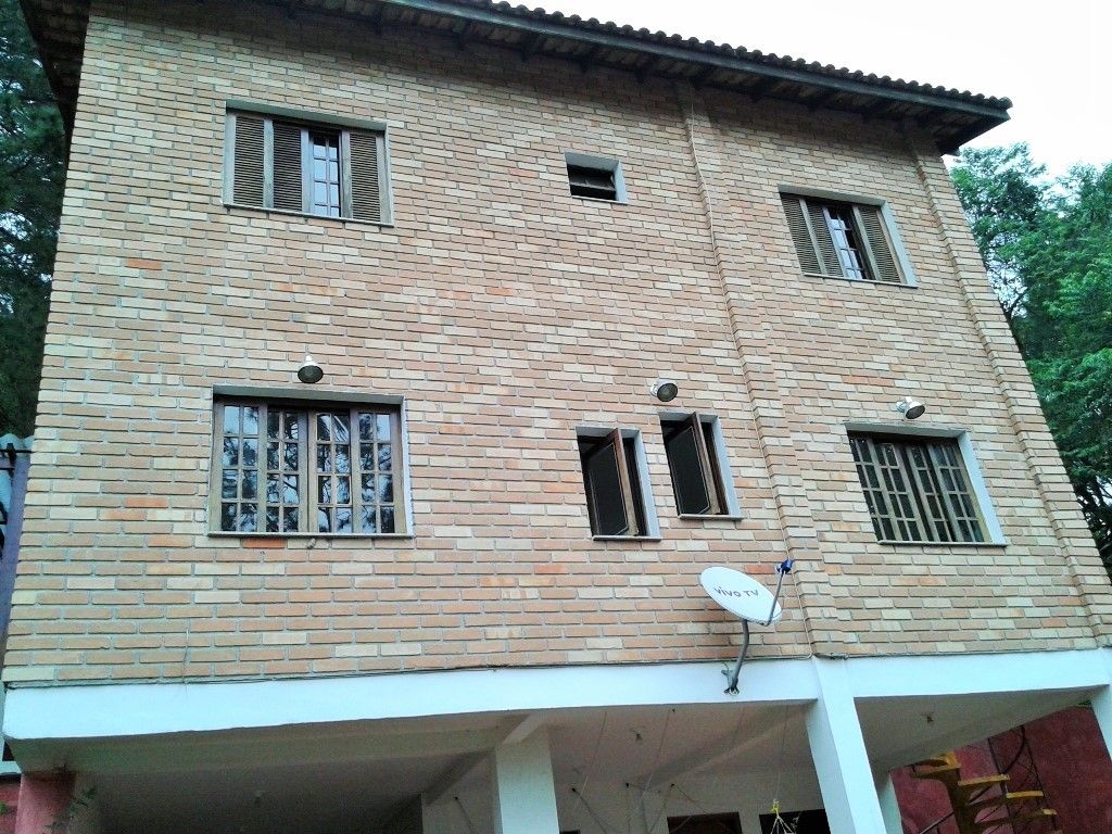 Casa de Condomínio à venda com 2 quartos, 250m² - Foto 1