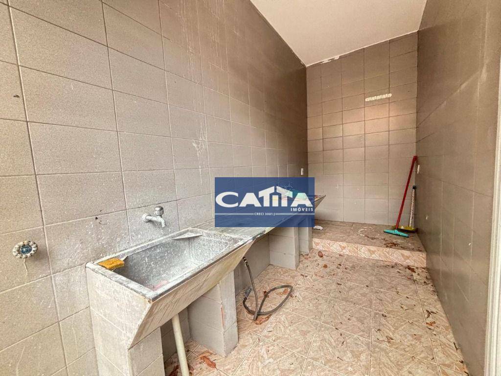 Sobrado para alugar com 3 quartos, 350m² - Foto 11