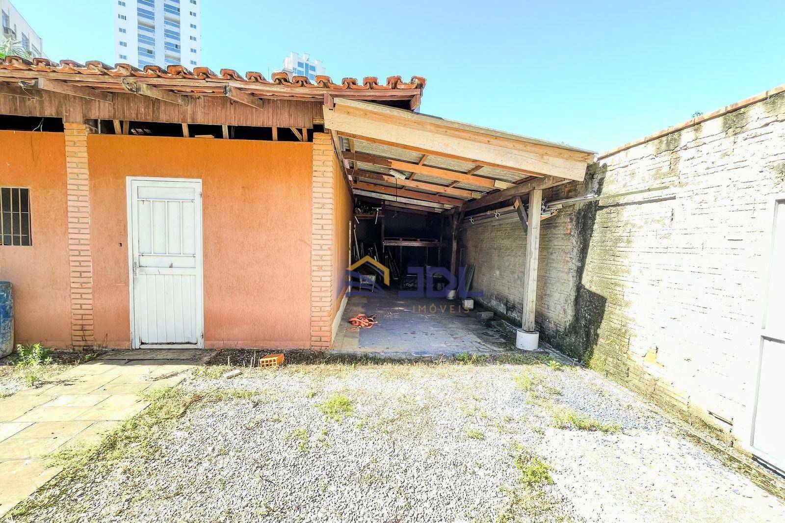 Casa à venda com 1 quarto, 965M2 - Foto 9