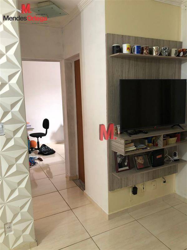 Apartamento à venda com 2 quartos, 62m² - Foto 3