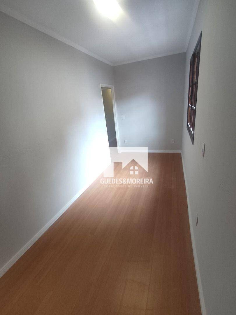 Casa à venda com 3 quartos, 165m² - Foto 10