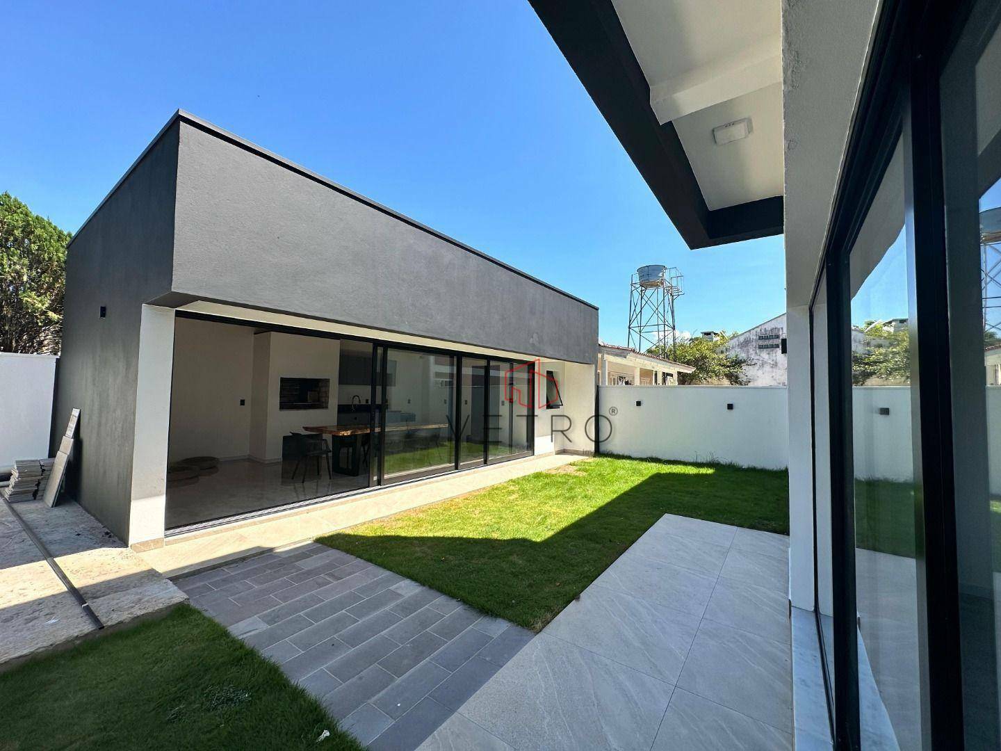 Casa à venda com 2 quartos, 245m² - Foto 17