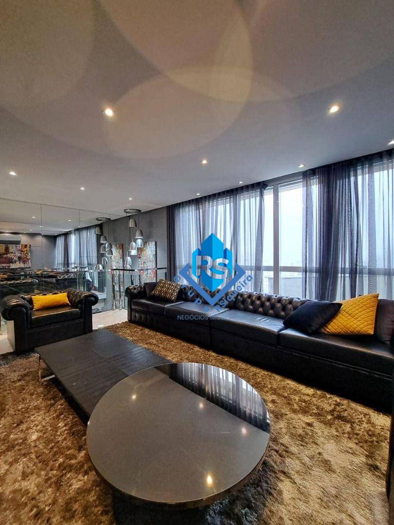 Cobertura, 3 quartos, 228 m² - Foto 1