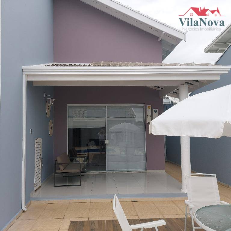 Casa de Condomínio à venda com 4 quartos, 305m² - Foto 32