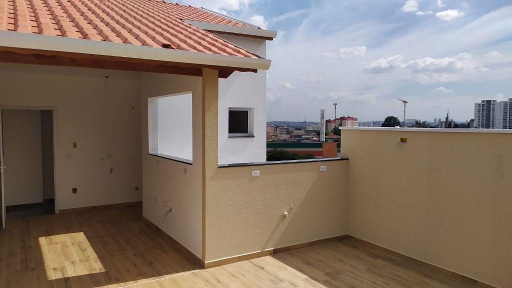 Cobertura à venda com 2 quartos, 75m² - Foto 1