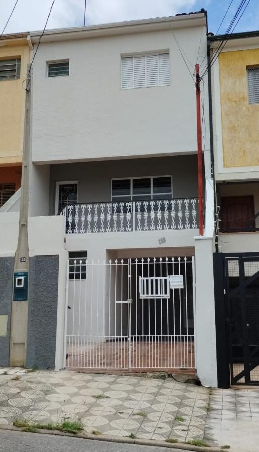 Casa à venda com 3 quartos, 150m² - Foto 1