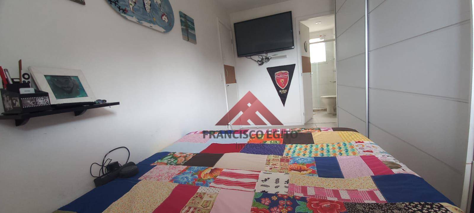 Apartamento à venda com 3 quartos, 101m² - Foto 9