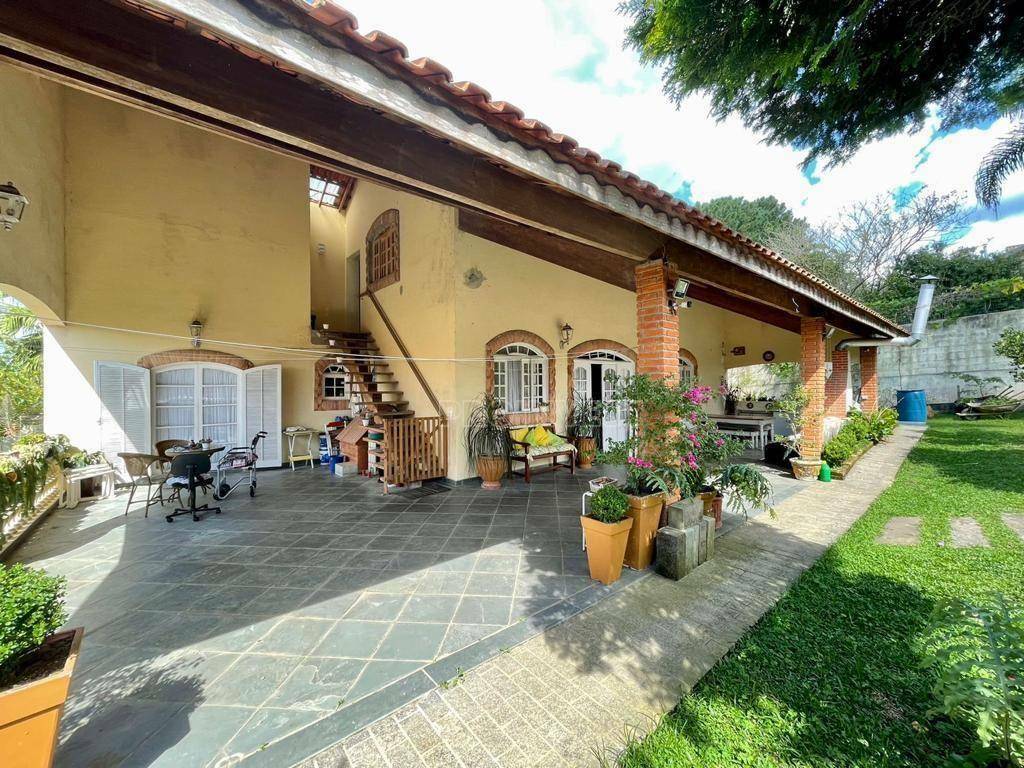 Casa de Condomínio à venda com 4 quartos, 400m² - Foto 26