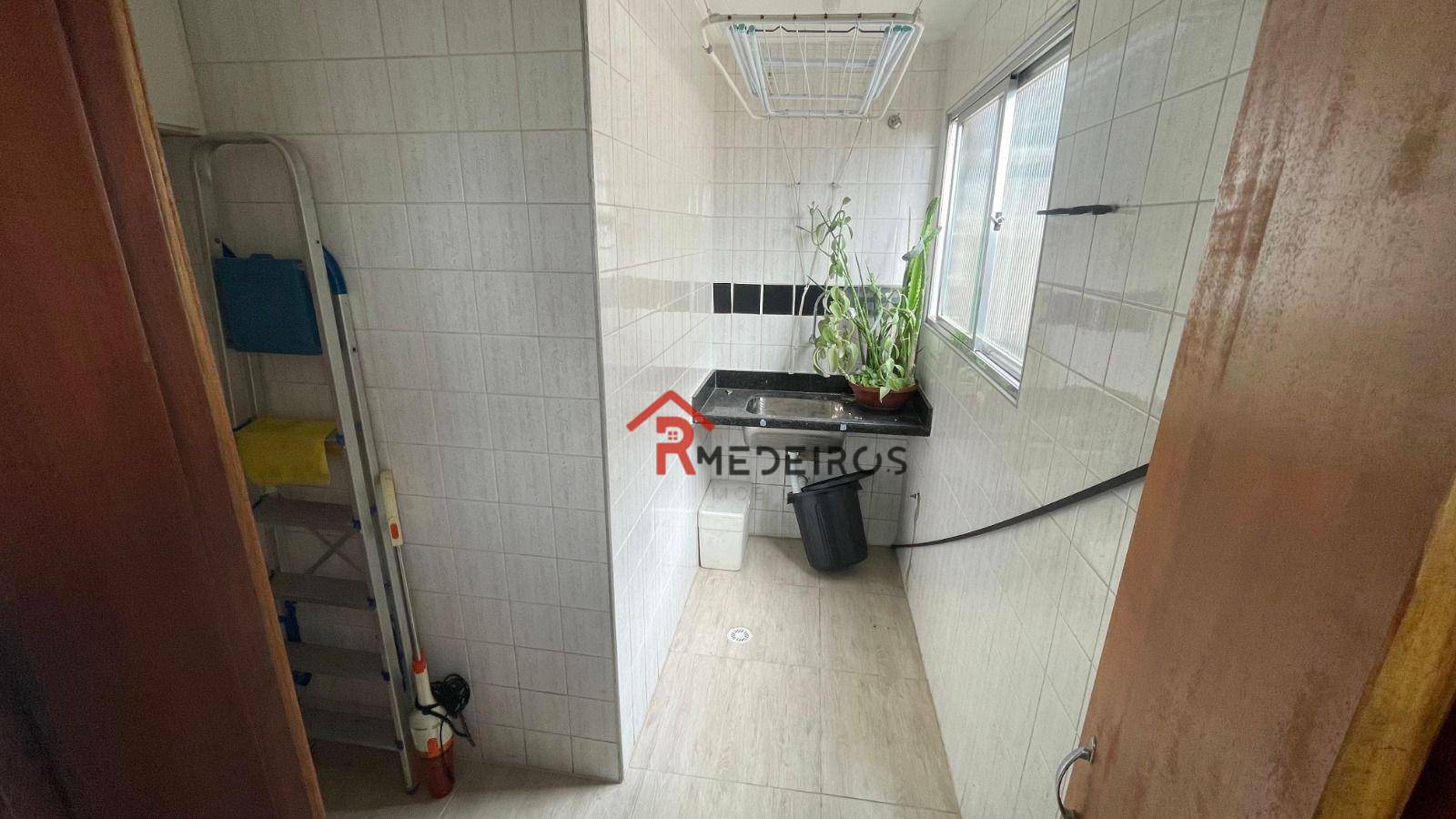 Apartamento à venda com 2 quartos, 70m² - Foto 7