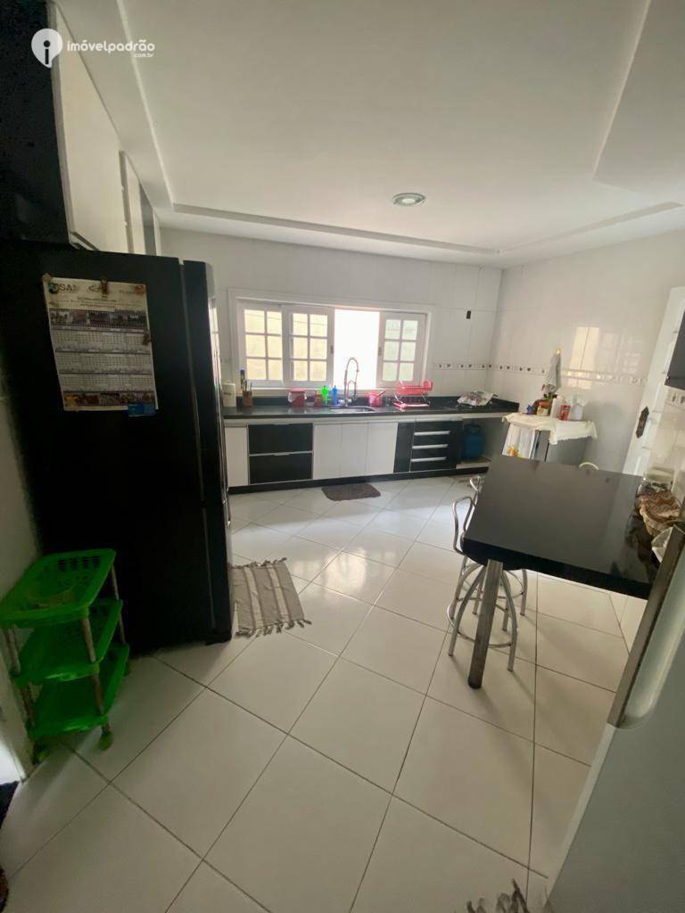 Casa à venda com 4 quartos, 360m² - Foto 13