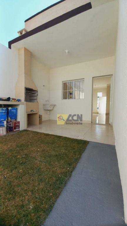 Casa à venda com 2 quartos, 62m² - Foto 12