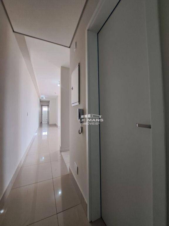 Apartamento, 3 quartos, 105 m² - Foto 2