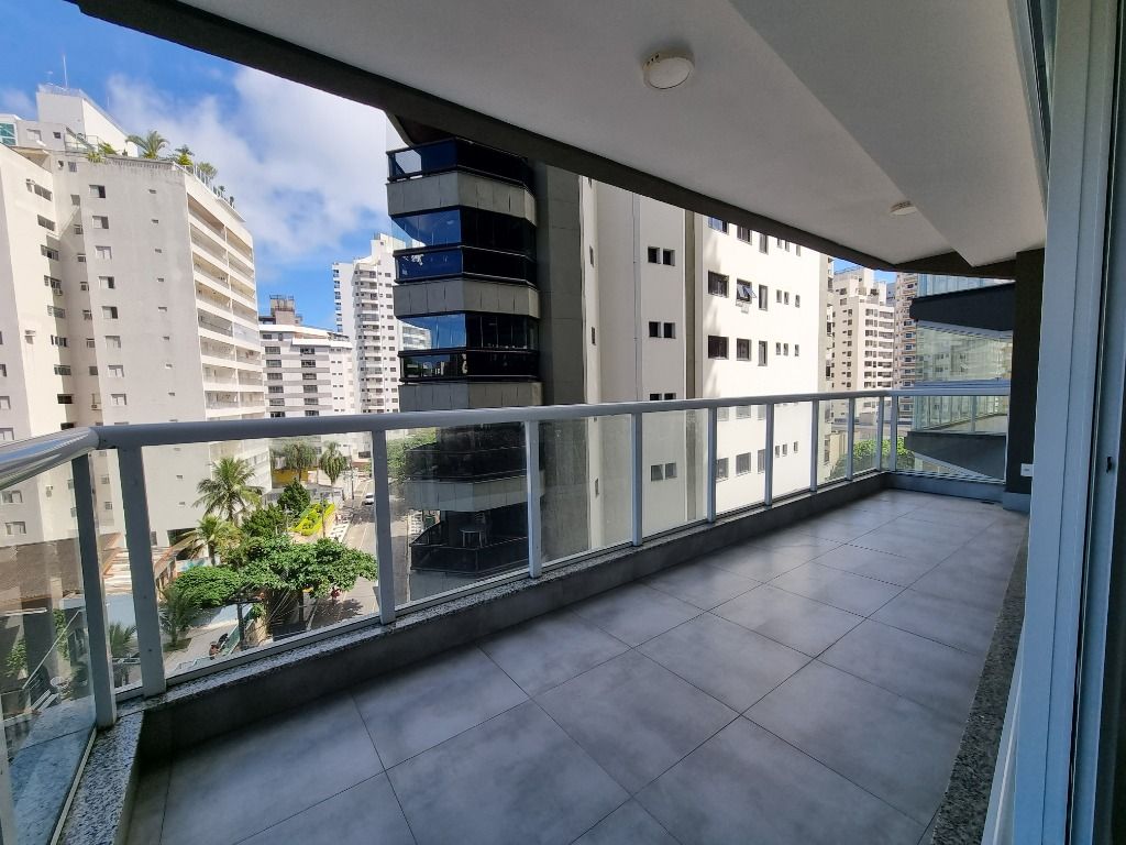 Apartamento à venda com 3 quartos, 146m² - Foto 5