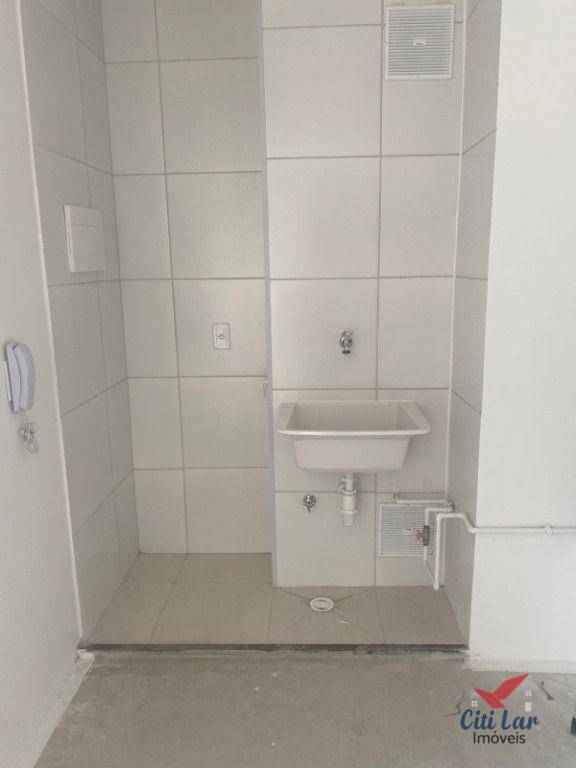 Apartamento à venda com 2 quartos, 36m² - Foto 14