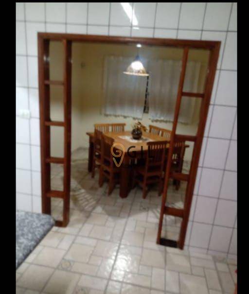 Sobrado à venda com 3 quartos, 300m² - Foto 19