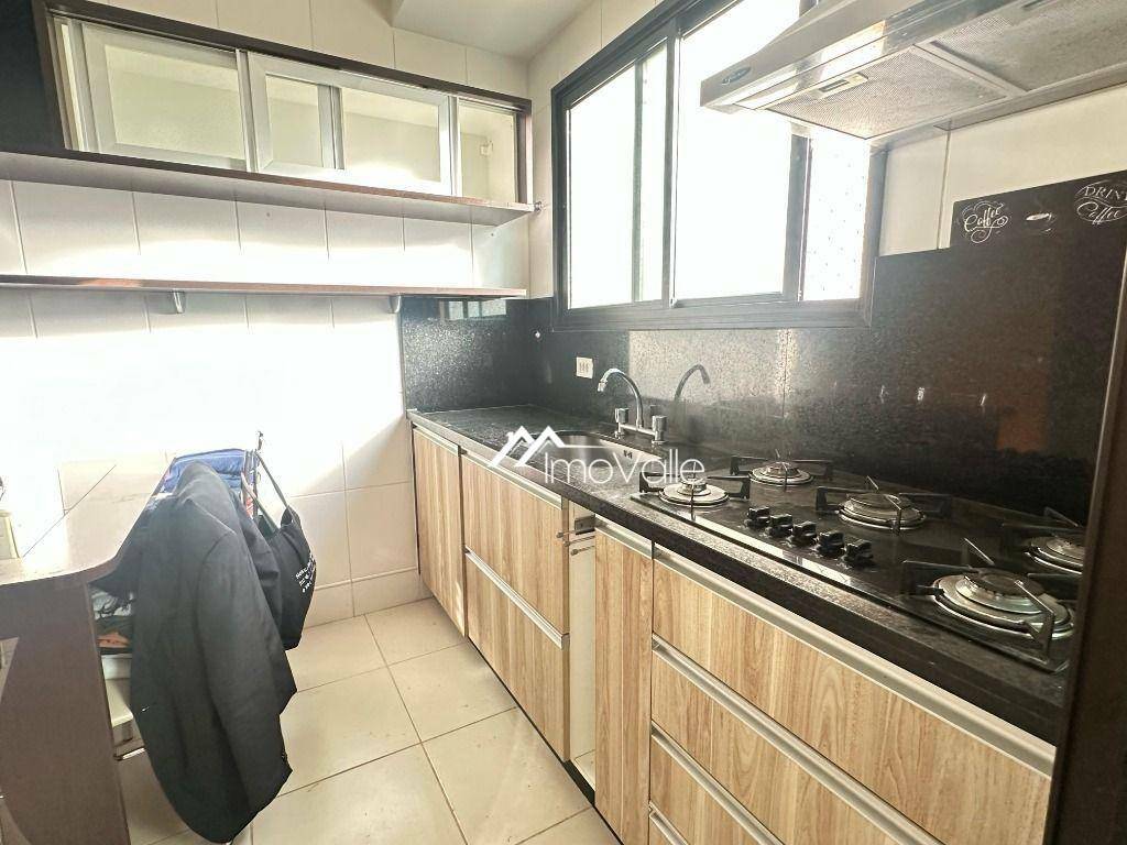 Apartamento para alugar com 3 quartos, 94m² - Foto 5