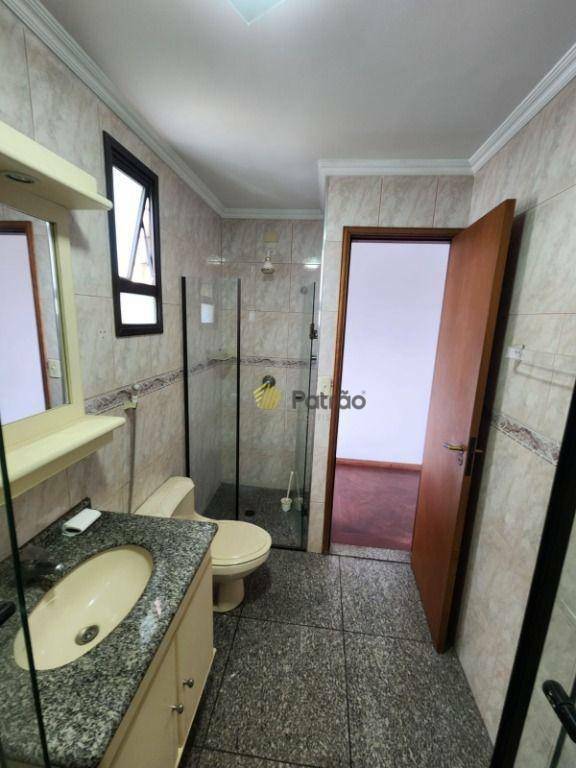 Apartamento à venda com 3 quartos, 150m² - Foto 34