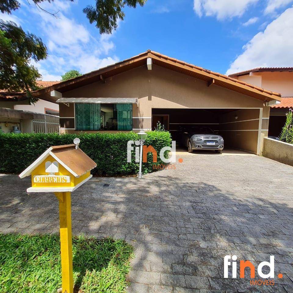 Casa de Condomínio à venda com 5 quartos, 270m² - Foto 1
