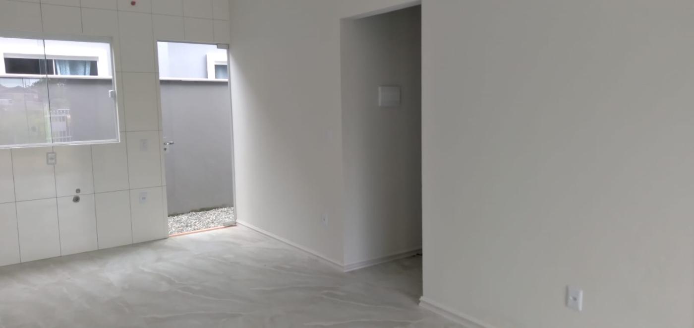 Casa à venda com 2 quartos, 82m² - Foto 5