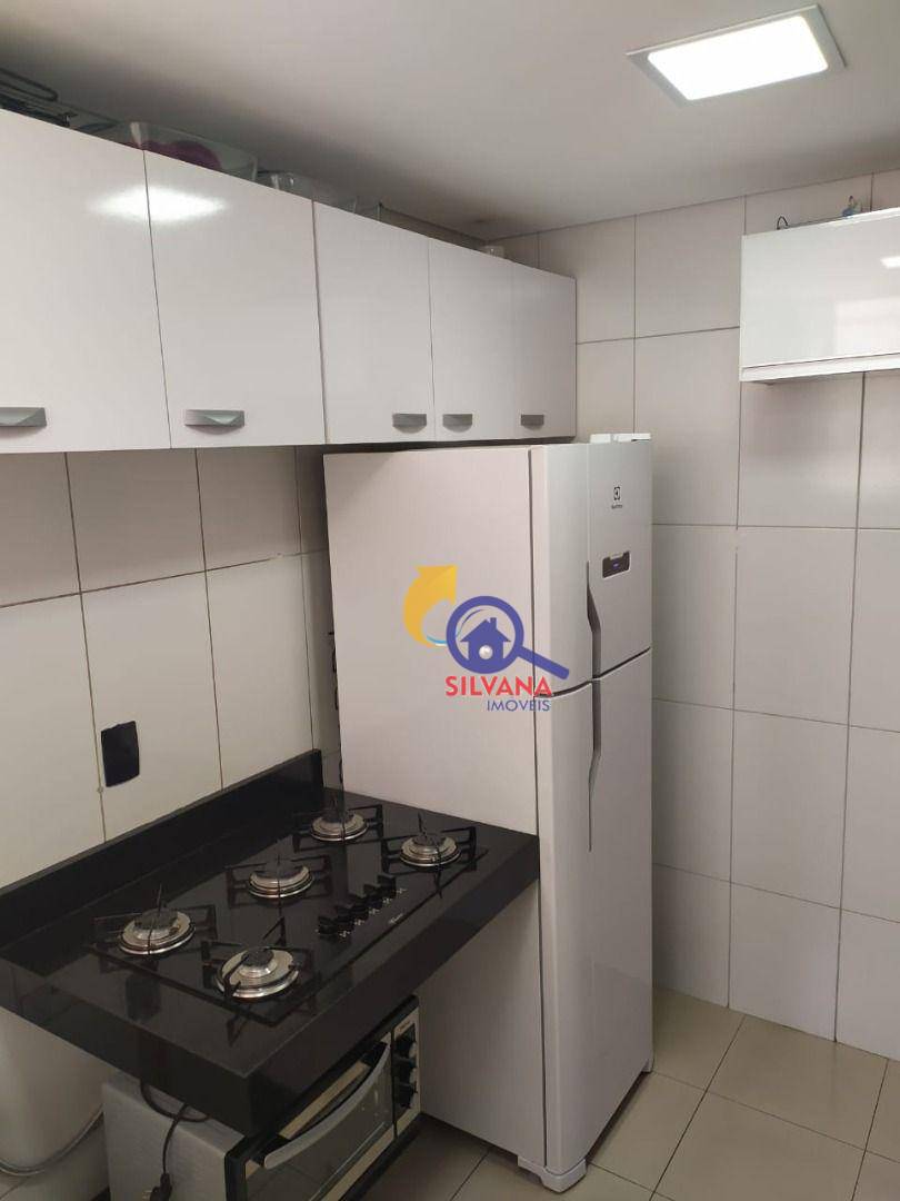 Apartamento à venda com 2 quartos, 44m² - Foto 10