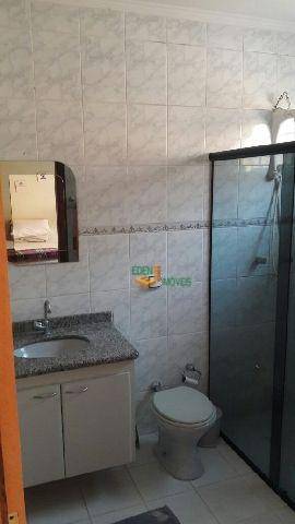 Apartamento à venda com 2 quartos, 70m² - Foto 7