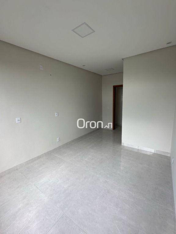 Casa à venda com 3 quartos, 99m² - Foto 5