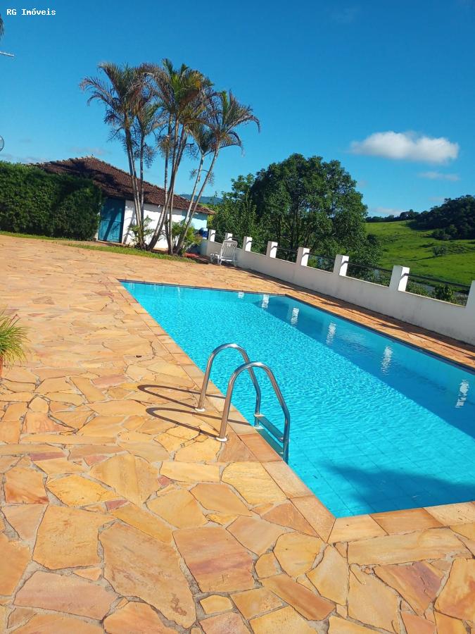 Fazenda à venda com 5 quartos, 320m² - Foto 6