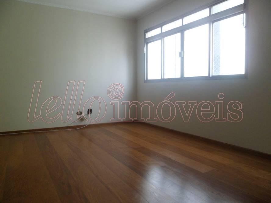 Apartamento para alugar com 3 quartos, 140m² - Foto 3