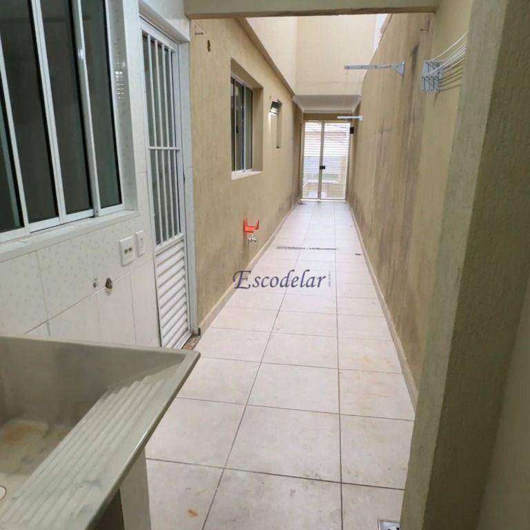 Sobrado à venda com 3 quartos, 140m² - Foto 3